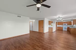 836 Tower Dr, Hartford, WI 53027 - Photo 33