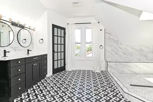 118 W Reservoir Ave, Milwaukee, WI 53212 - Photo 17