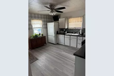 3022 S California St, Milwaukee, WI 53207 - Photo 5