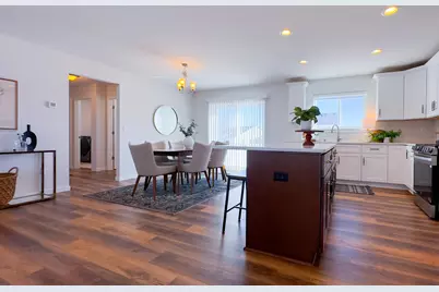 1684  Misty Ridge Ln, Port Washington, WI 53024 - Photo 7