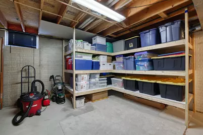 1125  Carlee Ann Ln, Pewaukee, WI 53072 - Photo 37