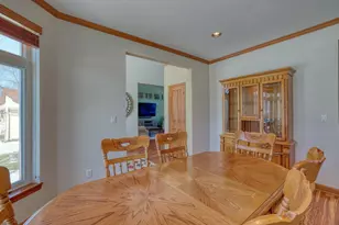 1125 Carlee Ann Ln, Pewaukee, WI 53072 - Photo 21