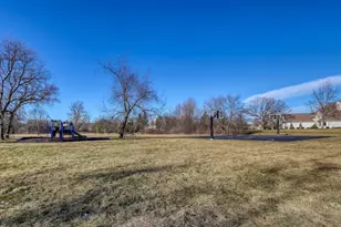 1125 Carlee Ann Ln, Pewaukee, WI 53072 - Photo 39