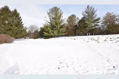 762 N Forest Ridge Ct, Summit, WI 53066 - Photo 65