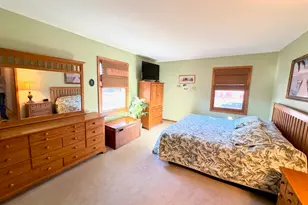 3560 S Sandalwood Dr, New Berlin, WI 53151 - Photo 25