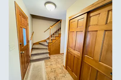 3560 S Sandalwood Dr, New Berlin, WI 53151 - Photo 3