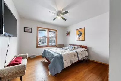 4220 W Reichert Pl, Milwaukee, WI 53209 - Photo 11