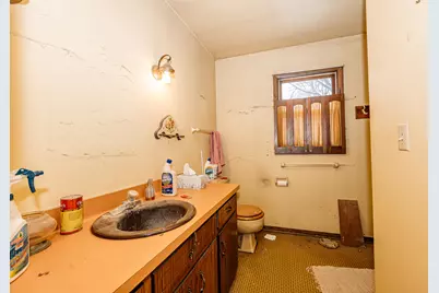 707  Kimberly Ct, Grafton, WI 53024 - Photo 13