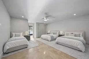 853 Sauganash Dr, Fontana, WI 53125 - Photo 91