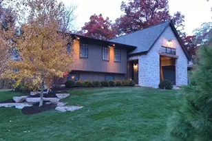 853 Sauganash Dr, Fontana, WI 53125 - Photo 1