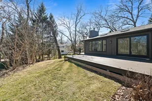 853 Sauganash Dr, Fontana, WI 53125 - Photo 13