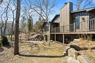 853 Sauganash Dr, Fontana, WI 53125 - Photo 109