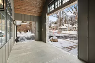 853 Sauganash Dr, Fontana, WI 53125 - Photo 13