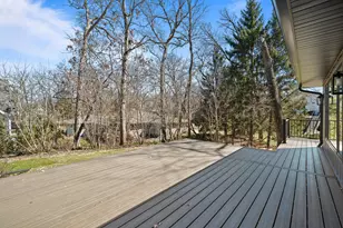 853 Sauganash Dr, Fontana, WI 53125 - Photo 17