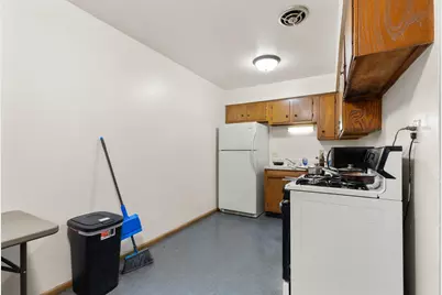 6181 N 84th St, Milwaukee, WI 53225 - Photo 47