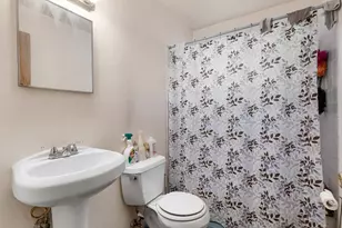 6181 N 84th St, Milwaukee, WI 53225 - Photo 19