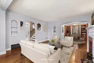 9725 W Hope Ave, Wauwatosa, WI 53222 - Photo 7