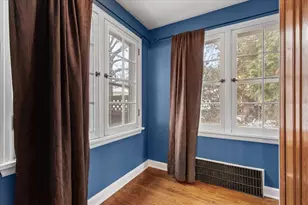 9725 W Hope Ave, Wauwatosa, WI 53222 - Photo 11