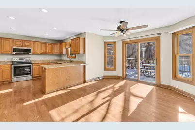 4731  Willow Wood Dr, Racine, WI 53403 - Photo 11