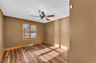 4731 Willow Wood Dr, Racine, WI 53403 - Photo 15