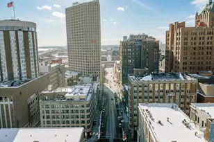 715 N Milwaukee St, Milwaukee, WI 53202 - Photo 35