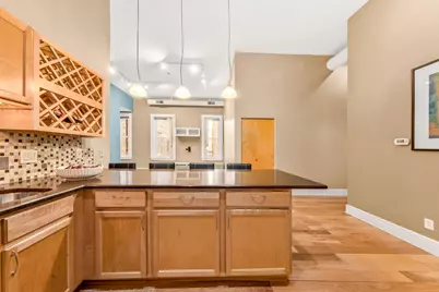 715 N Milwaukee St #305, Milwaukee, WI 53202 - Photo 13