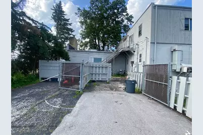 21445  Gumina Rd, Brookfield, WI 53072 - Photo 3