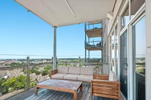 1313 N Franklin Pl, Milwaukee, WI 53202 - Photo 17