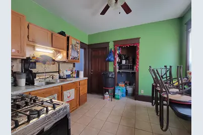 3612 W Scott St, Milwaukee, WI 53215 - Photo 11