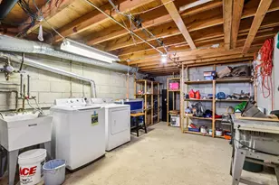 1524 Big Bend Rd, Waukesha, WI 53189 - Photo 25