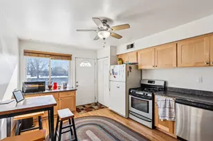 1524 Big Bend Rd, Waukesha, WI 53189 - Photo 11