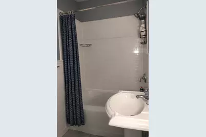 2862 N Stowell Ave, Milwaukee, WI 53211 - Photo 7