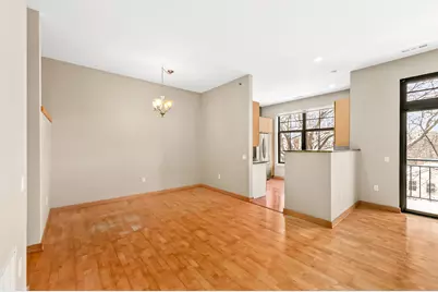 530 W Doty St #304, Madison, WI 53703 - Photo 11