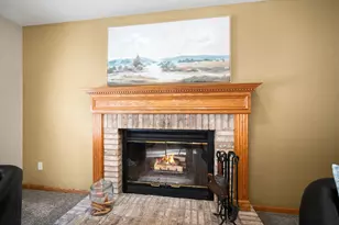 417 Deer Ridge Dr, West Bend, WI 53095 - Photo 13