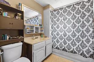 8639 N Deerwood Dr, Brown Deer, WI 53209 - Photo 15