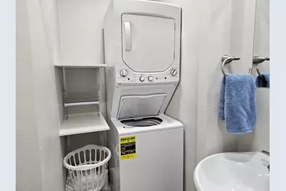 1219 S 21st St, Manitowoc, WI 54220 - Photo 7