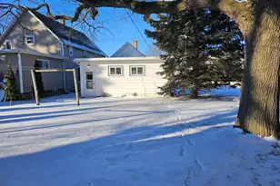 1219 S 21st St, Manitowoc, WI 54220 - Photo 21