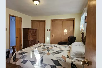 1219 S 21st St, Manitowoc, WI 54220 - Photo 9