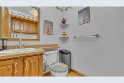 1145  Carriage Cir, Fond du Lac, WI 54935 - Photo 7