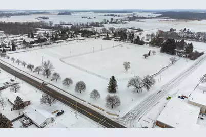 506  Kennedy Ave, Howards Grove, WI 53083 - Photo 5