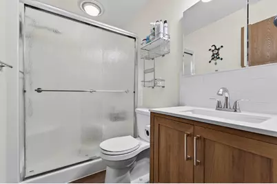 6611  Mariner Dr #1, Racine, WI 53406 - Photo 17