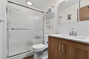 6611 Mariner Dr, Racine, WI 53406 - Photo 17