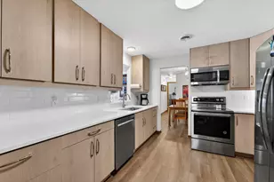 6611 Mariner Dr, Racine, WI 53406 - Photo 3