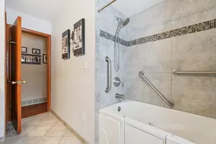 4785 Meadow View W, Brookfield, WI 53005 - Photo 19