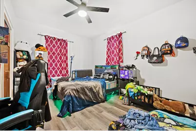 605  Michigan Ave, Milwaukee, WI 53172 - Photo 11