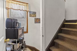 3234 N Achilles St, Milwaukee, WI 53212 - Photo 17