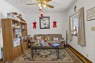 3234 N Achilles St, Milwaukee, WI 53212 - Photo 5