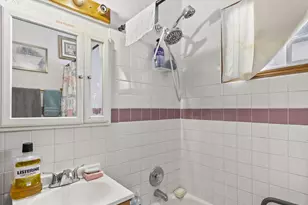 3234 N Achilles St, Milwaukee, WI 53212 - Photo 11