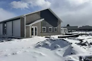 421 N Star Rd, Holmen, WI 54636 - Photo 1