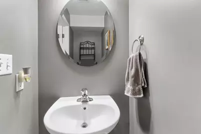 920 N Hearthstone St, Elkhorn, WI 53121 - Photo 13